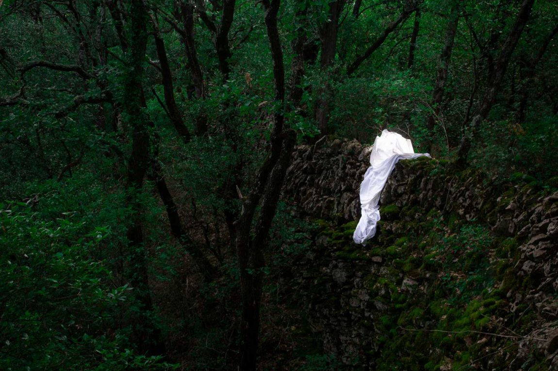 Et au milieu coule la rivière #13digigraphie - 60x90 cm